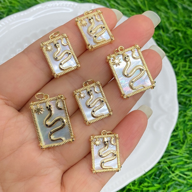 14k Wholesale Hip Hop Designer Gold Bendy Snake Animal Iced Out Jewelry Neverending Pendant