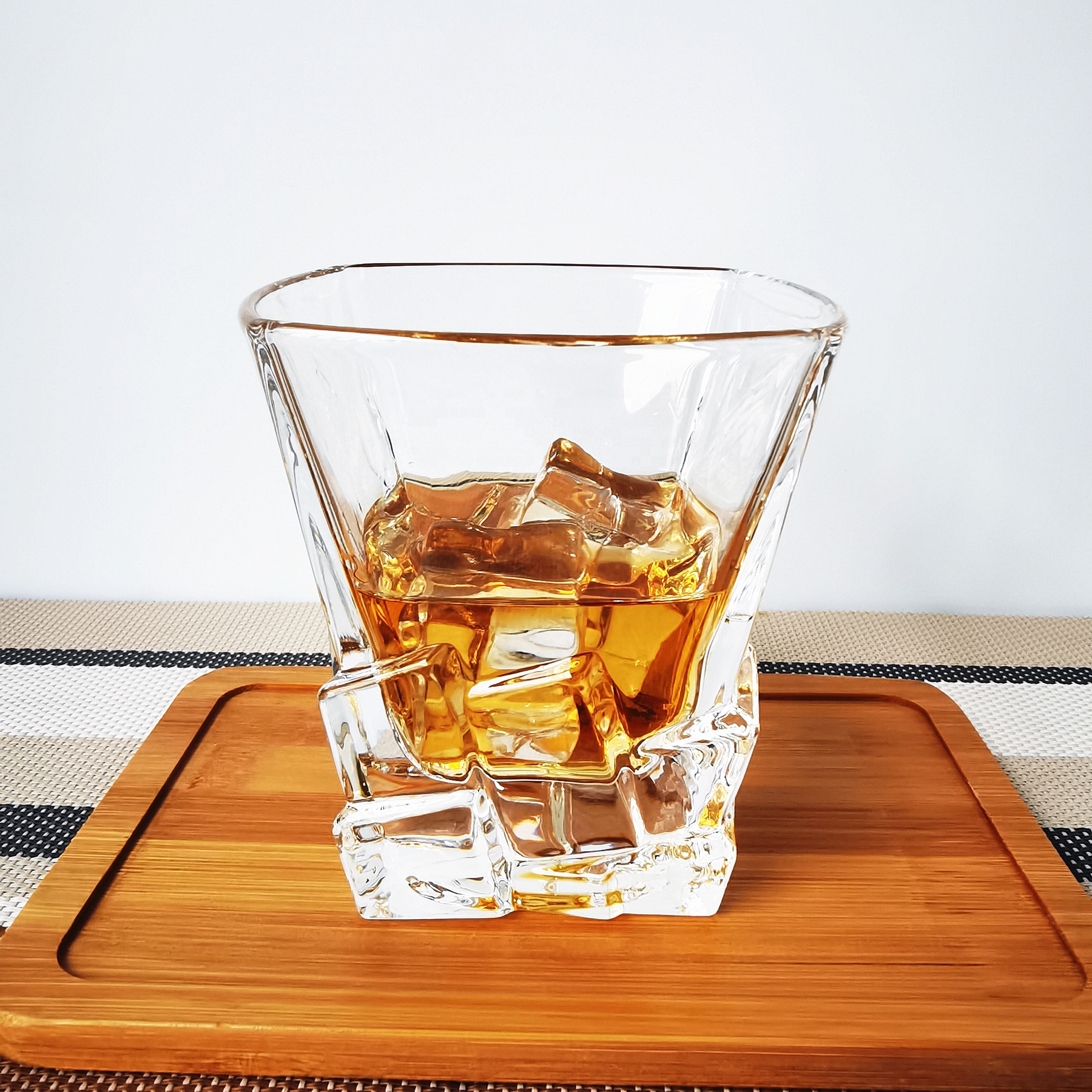 Manufacture supply best price thick bottom round crystal whiskey glass tumbler 300ml/10oz(glass factory )