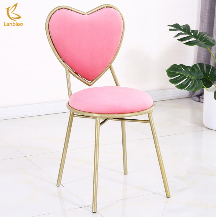 Hot selling pink love pattern furniture nail bar art chairs salon all in one