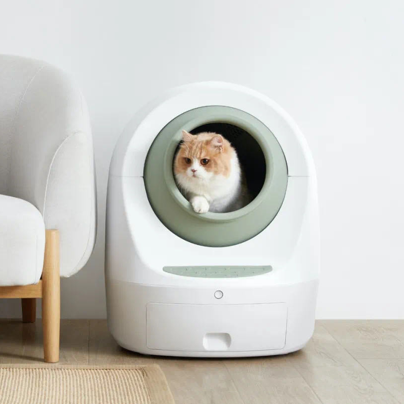 Hot selling second generation cat litter box automatic self-cleaning with WIFI