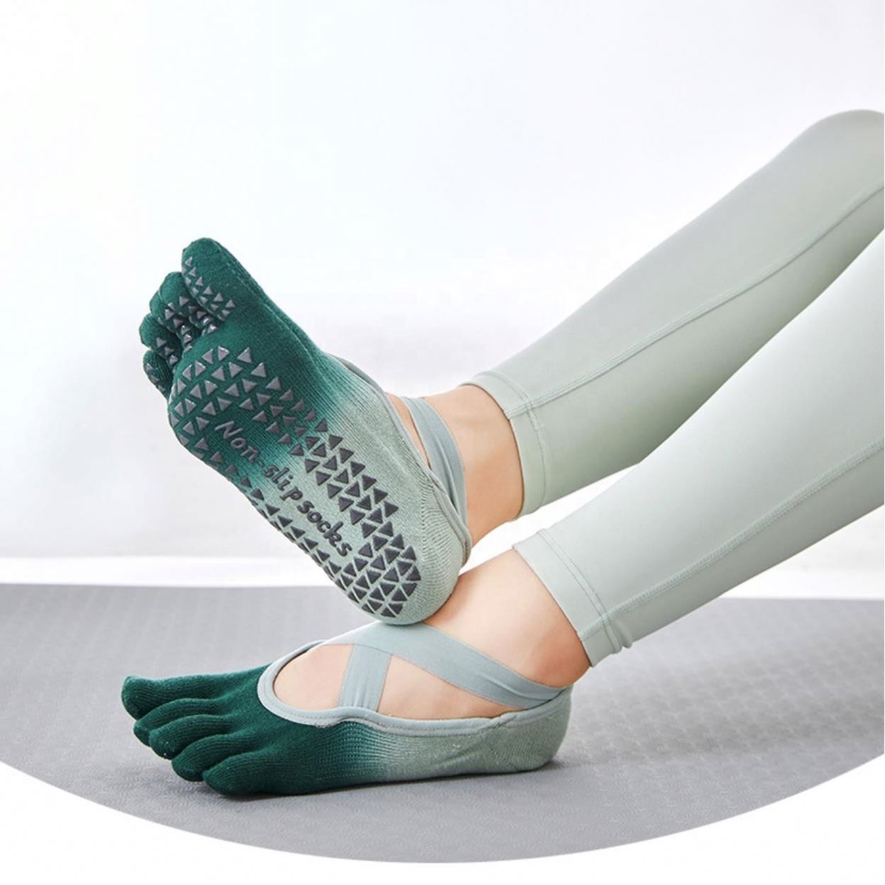 yoga socks for women gel non-slip grips nylon ladys tie dye with logo finger pilates grip socks sport