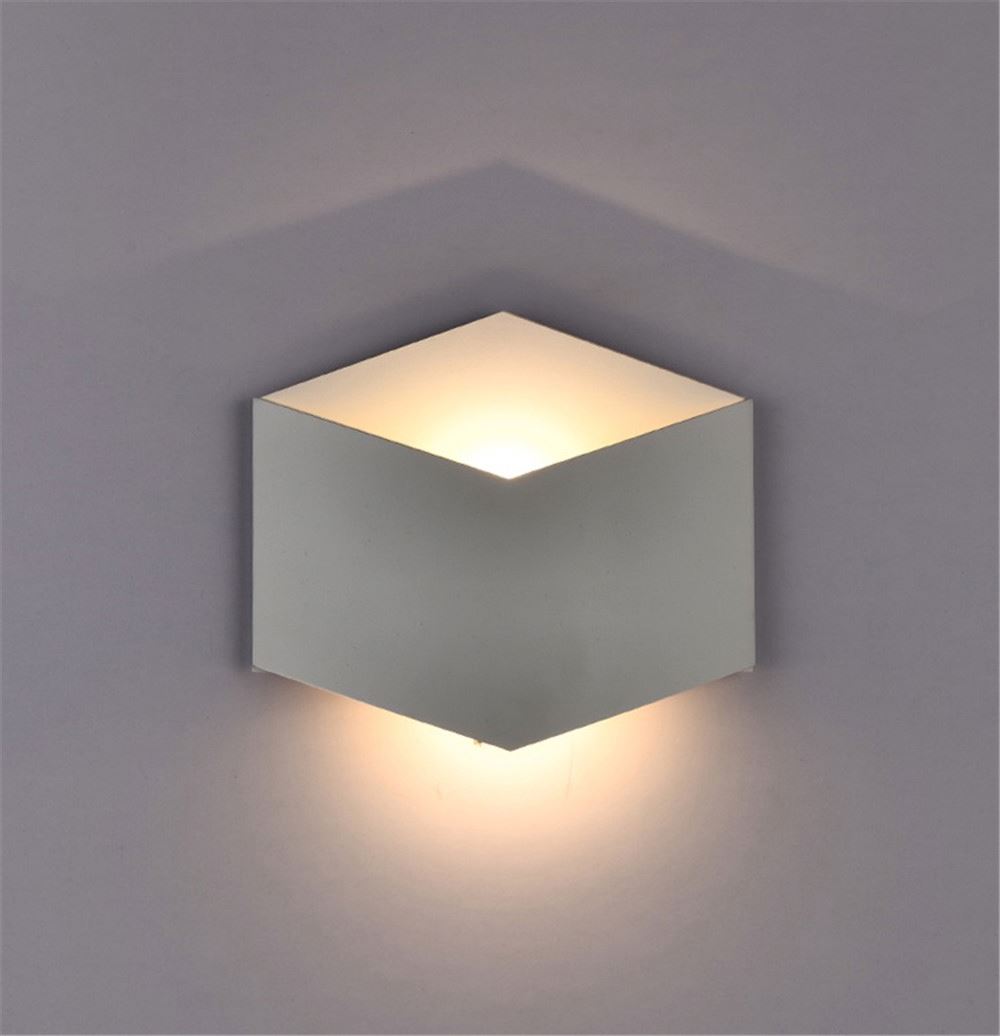 Fancy Gorgous Warm White Led Cornal Wall Light