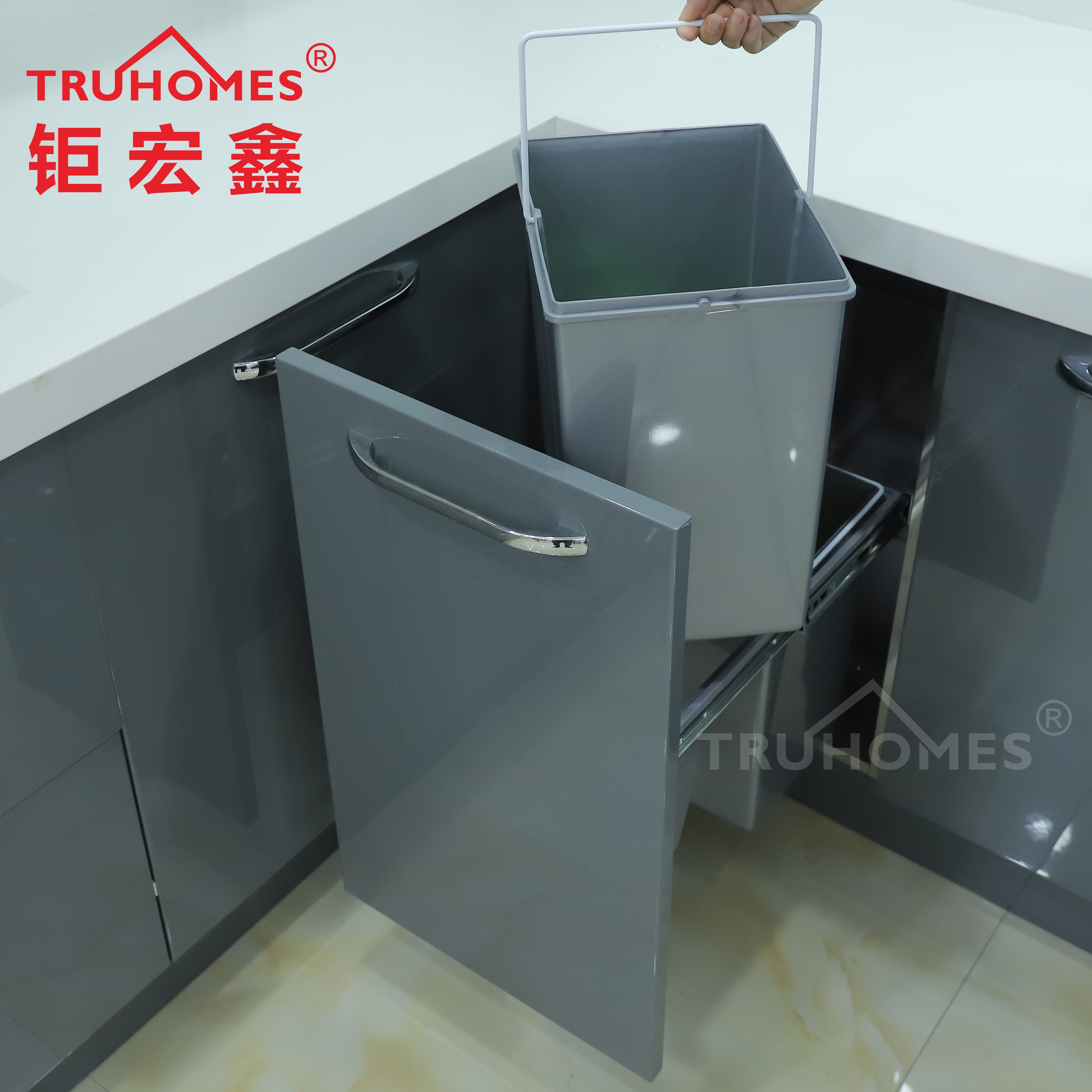 30L 40L темно-серого, белого цвета, с доводчиком пластиковые скрытый кухонный шкаф на основании выдвижная корзина для мусора мусорное ведро