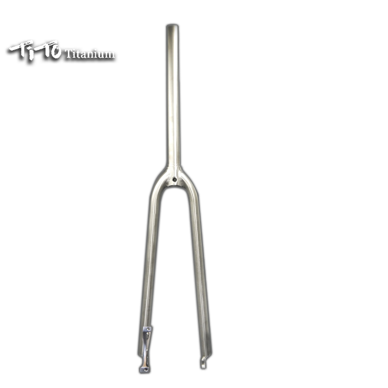Tapered Titanium Alloy Fork for Road Bikes and MTBs, 700C, Wind-Resistant, Gr9 Titanium Material, Customizable