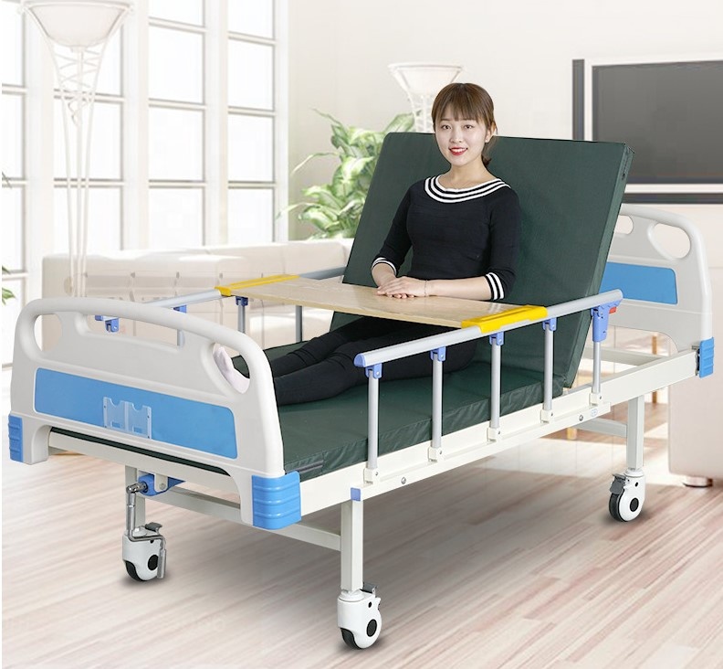 Elderly people nursing adjustable medical equipment furniture 1 crank manual portable patients hospital bed with wheels for sale