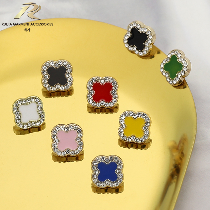 Hight Quality Four-leaf Design Metal Zinc Alloy Sewing Shirt Buttons With Rhinestone