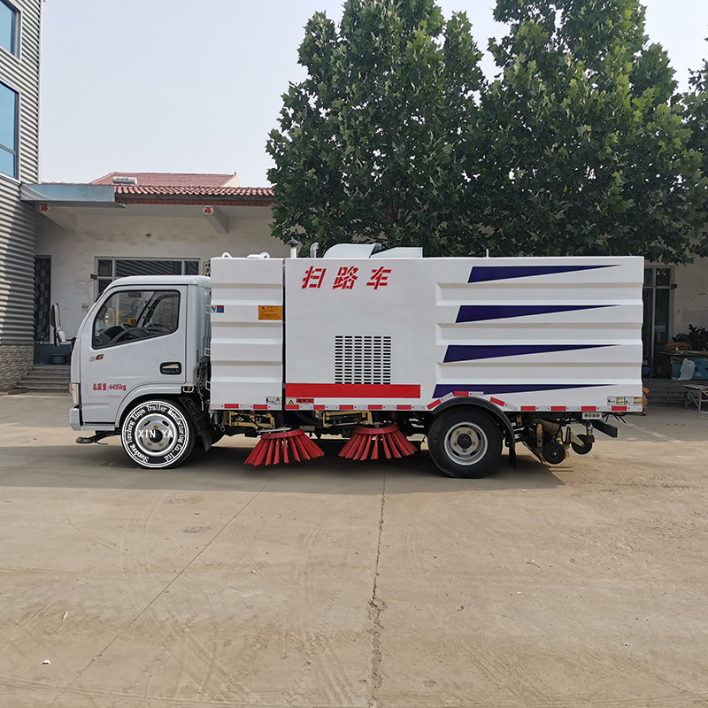 Raining Area Japan I-suzu 10ton Road Street snow Sweeper Truck vacuum scrubber sweeper cart prices