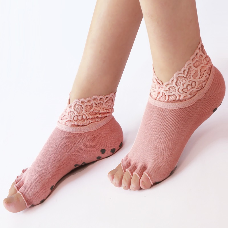 Wholesale Gym Pilates Grip Adult Comfortable Open Toe Yoga Socks Aqua Shoes Anti Slip Yoga Socks