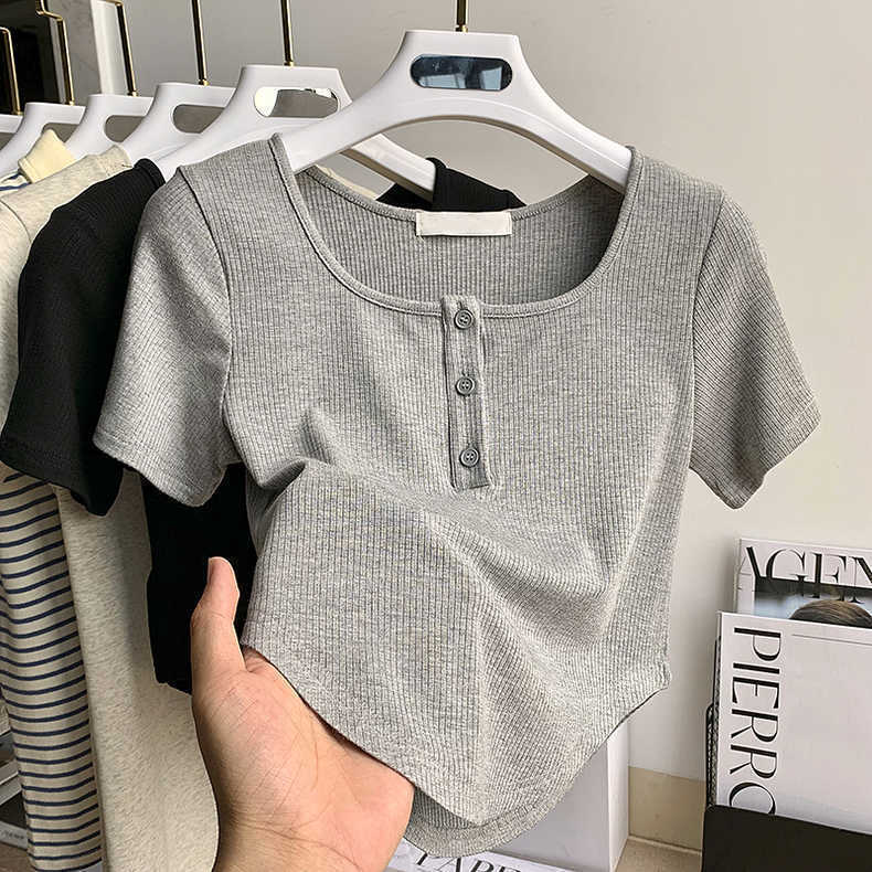 Wholesale Custom Short Sleeve Knitted Solid Color Women Blouses New Arrival Crop Top Casual Plain OEM Customized Tops For Women