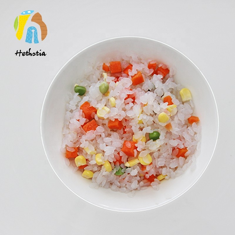 Органическая еда низкая carb konjac предварительно приготовленный рис