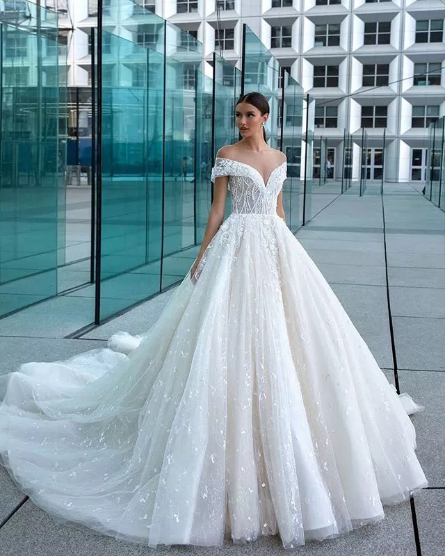 S454 new fashion one-shoulder V-neck trailing tutu skirt flower plus size Wedding dress