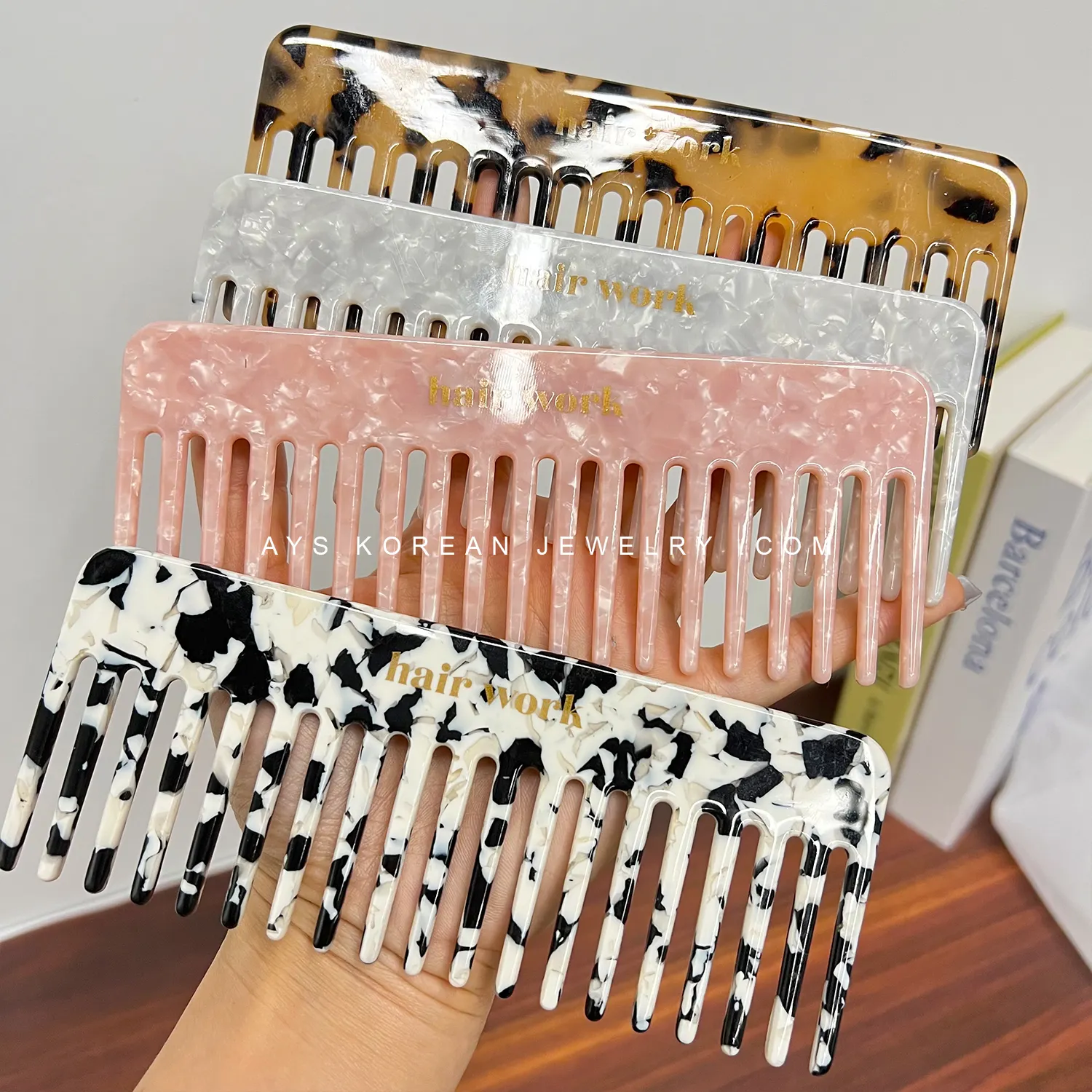 Hot stamped logo women portable accessories combs anti static winter aesthetic pink  floral hair comb brush