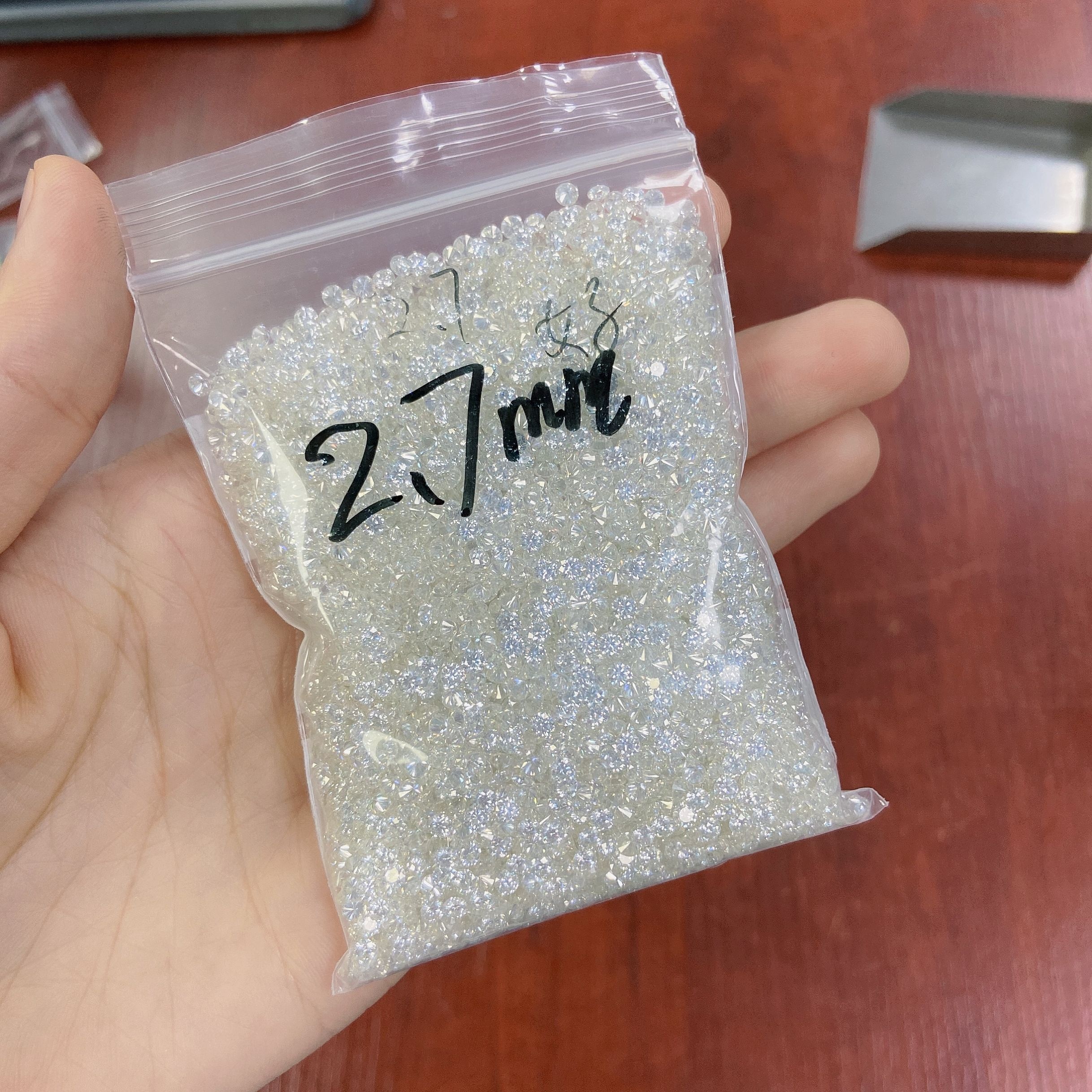 Оптовая цена белый цвет vvs1 Свободные круглые блестящие лабораторные grown moissanite камень алмаз