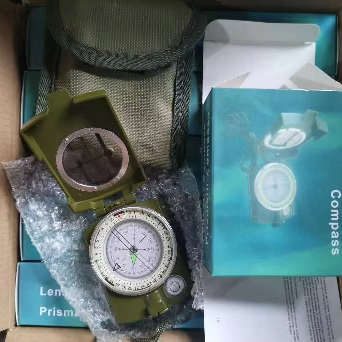 2023 Professional outdoor metal Waterproof and Shakeproof Lensatic Sighting Compass with Carrying Bag