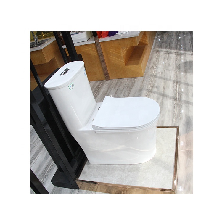 2020 Hot Sale Elegant Design Dual Flushing Round Ceramic Toilet for Bathroom
