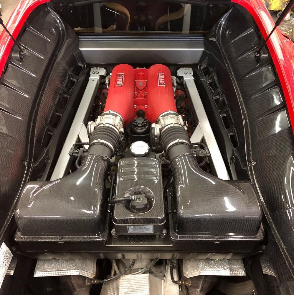 Воздухозаборник из углеродного волокна для Ferrari F430