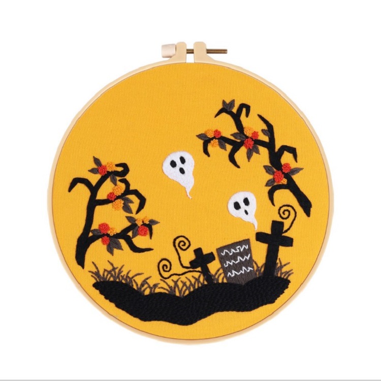 DIY New arrival Halloween Embroidery Set for Beginners Getting Started Embroidery Decoration Pendant Sewing Craft Kit