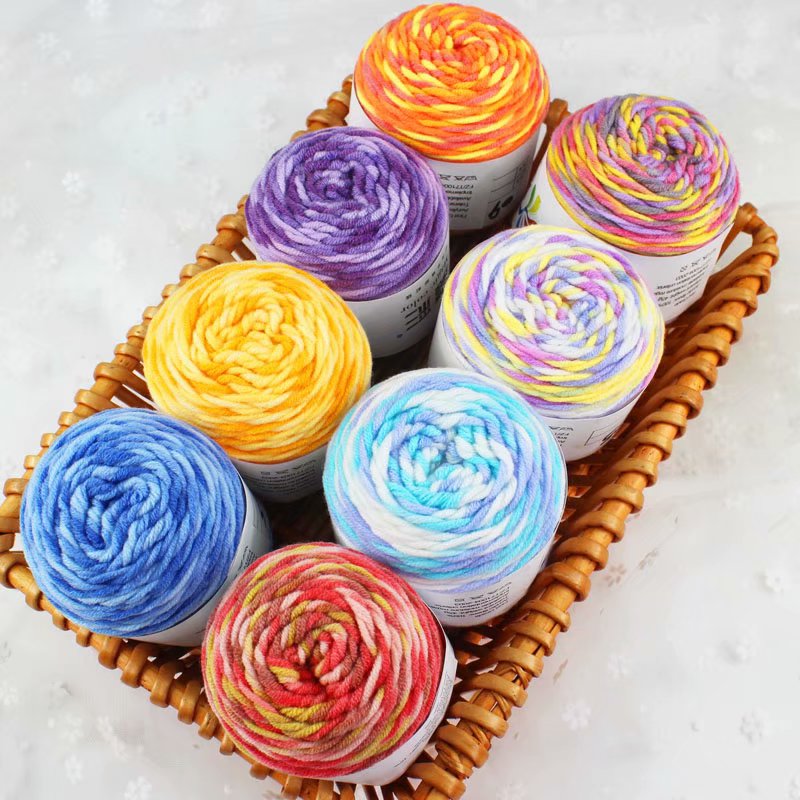 Rainbow cotton yarn is an acrylic yarn used for hand knitting knitted sweaters, scarves are soft and bright