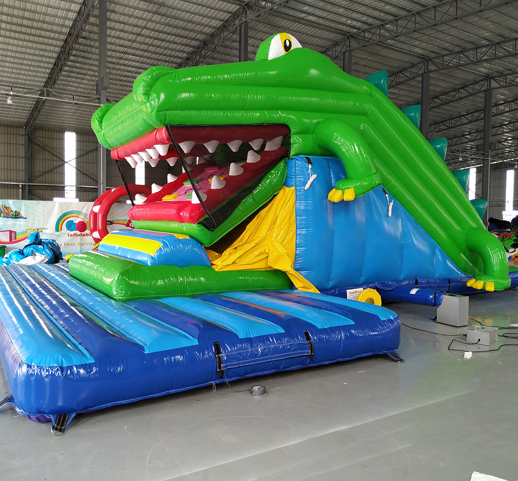Hot sale commercial large Inflatable crocodile dry slide combo for sell