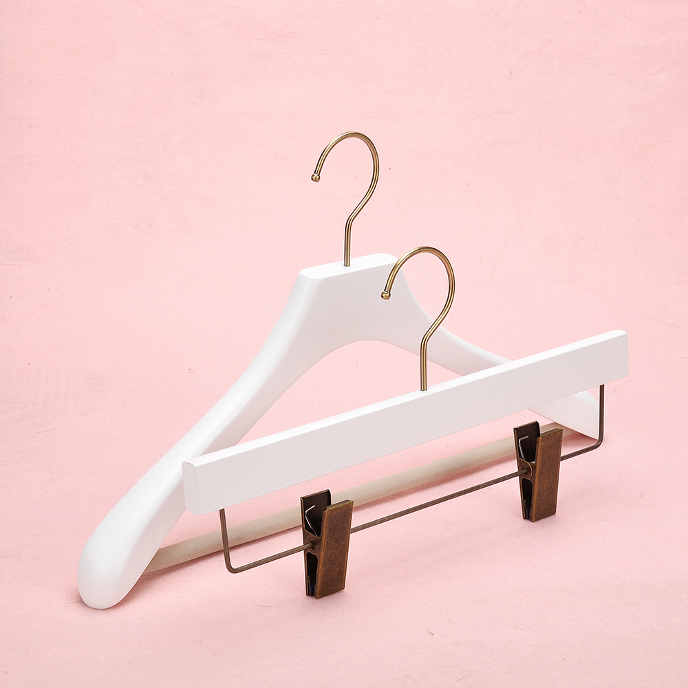 Assessed Supplier Pengfei high end matt white fashion non-slip bar hangers