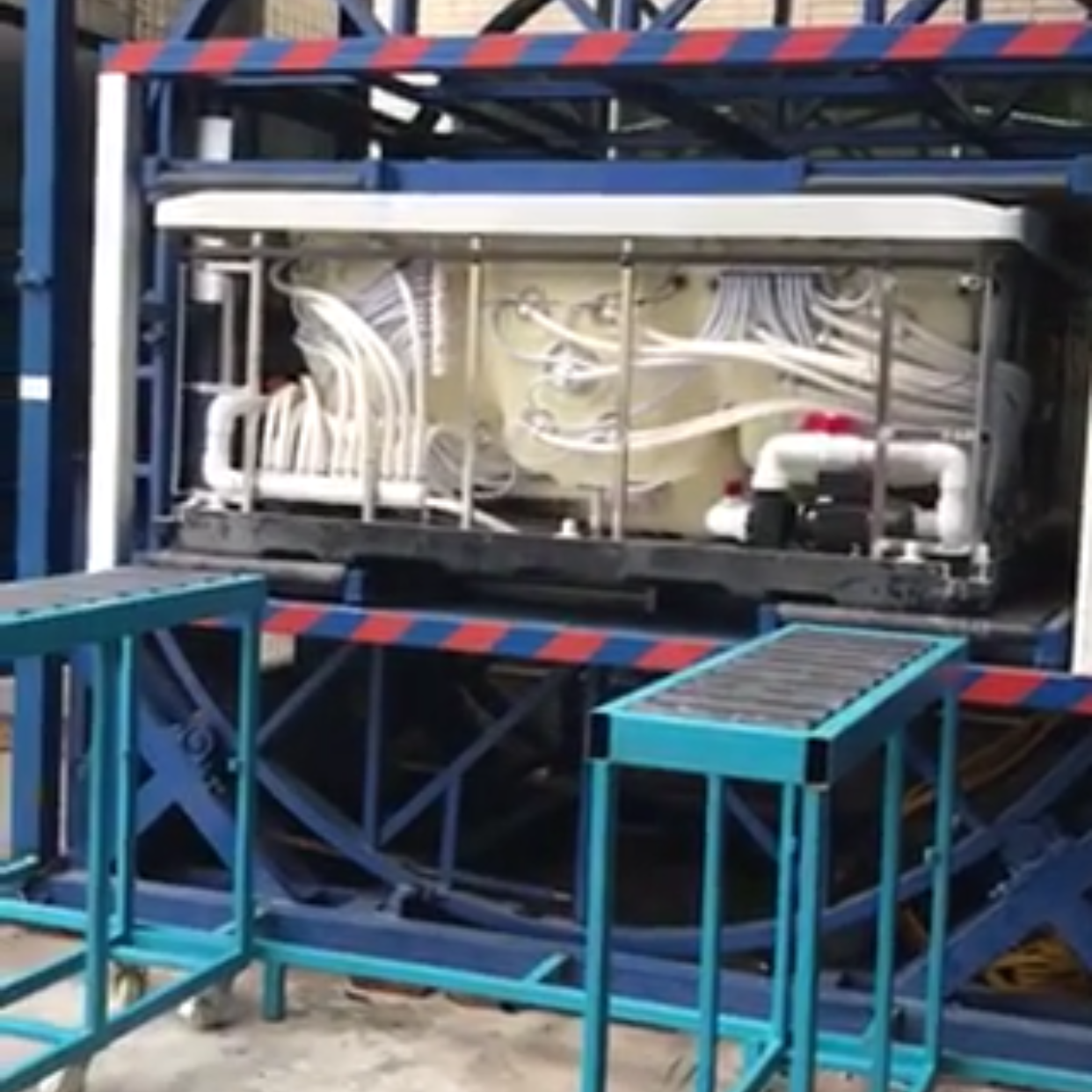 Hot Sale Hot Tub Turning Machine To Drain The Water In Pipe Production Machine