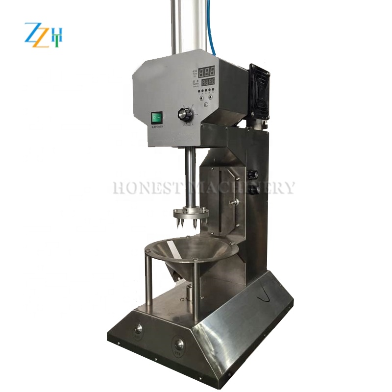 Industrial Coconut Peeling Machine / Coconut Deshelling Machine / Coconut Peeler Machine