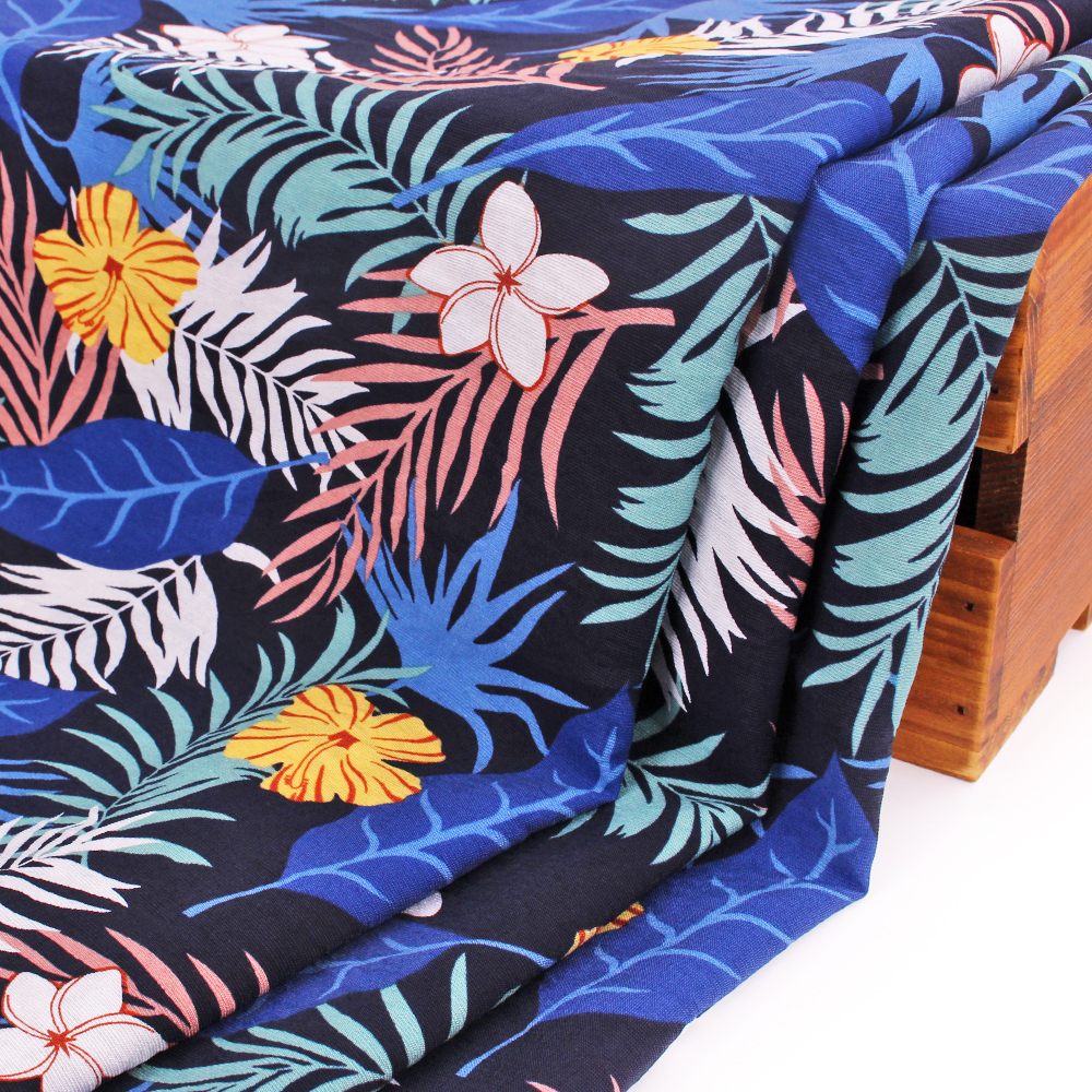 High Quality No Moq Hot Sale Nylon Cotton Poplin Reactive Print Silky Poplin Hawaii Print Men shirts Woman Dress Woven Fabric