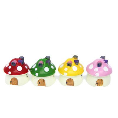 2021 New Design Hot-Selling Lovely Mini Garden Ornaments Miniature Dollhouse Mushroom House