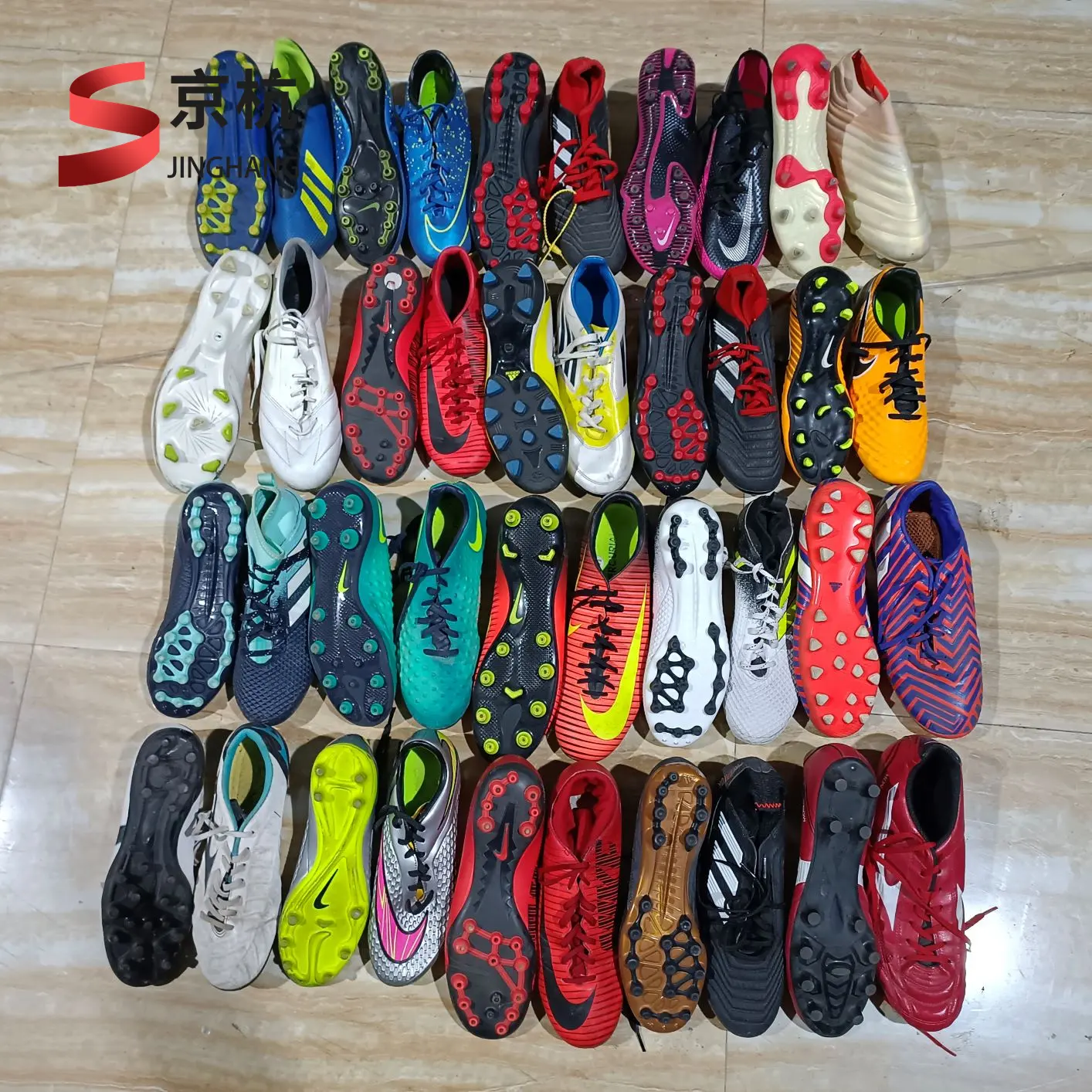 China Wholesale Mix Used Sneakers Shoes Second Hand Men Fashion Sport Shoes in Stock