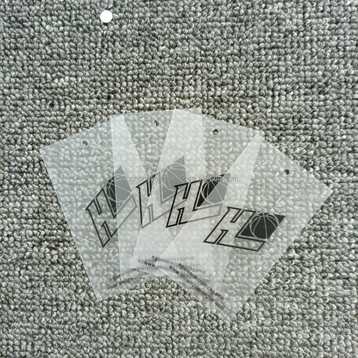 Hot selling brand apparel garment accessories custom logo tag label embossed hangtag clothing folded hang tag