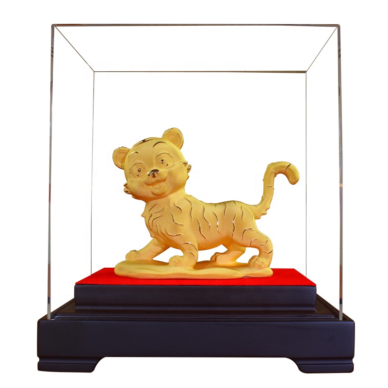 Custom Tiger Zodiac Figurine 24k Pure Gold Plating Year 2022 Mascot Golden Tiger Animal Statue For Home Desktop Decoration