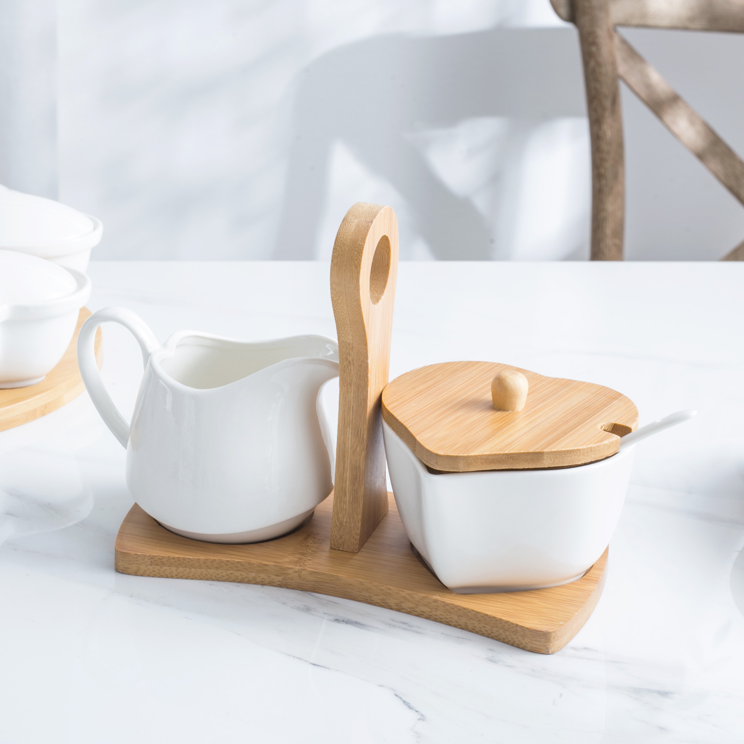 Restaurant white ceramic Milk Coffee jug pot porcelain sugar bowl sugar&creamer pots with Bamboo tray
