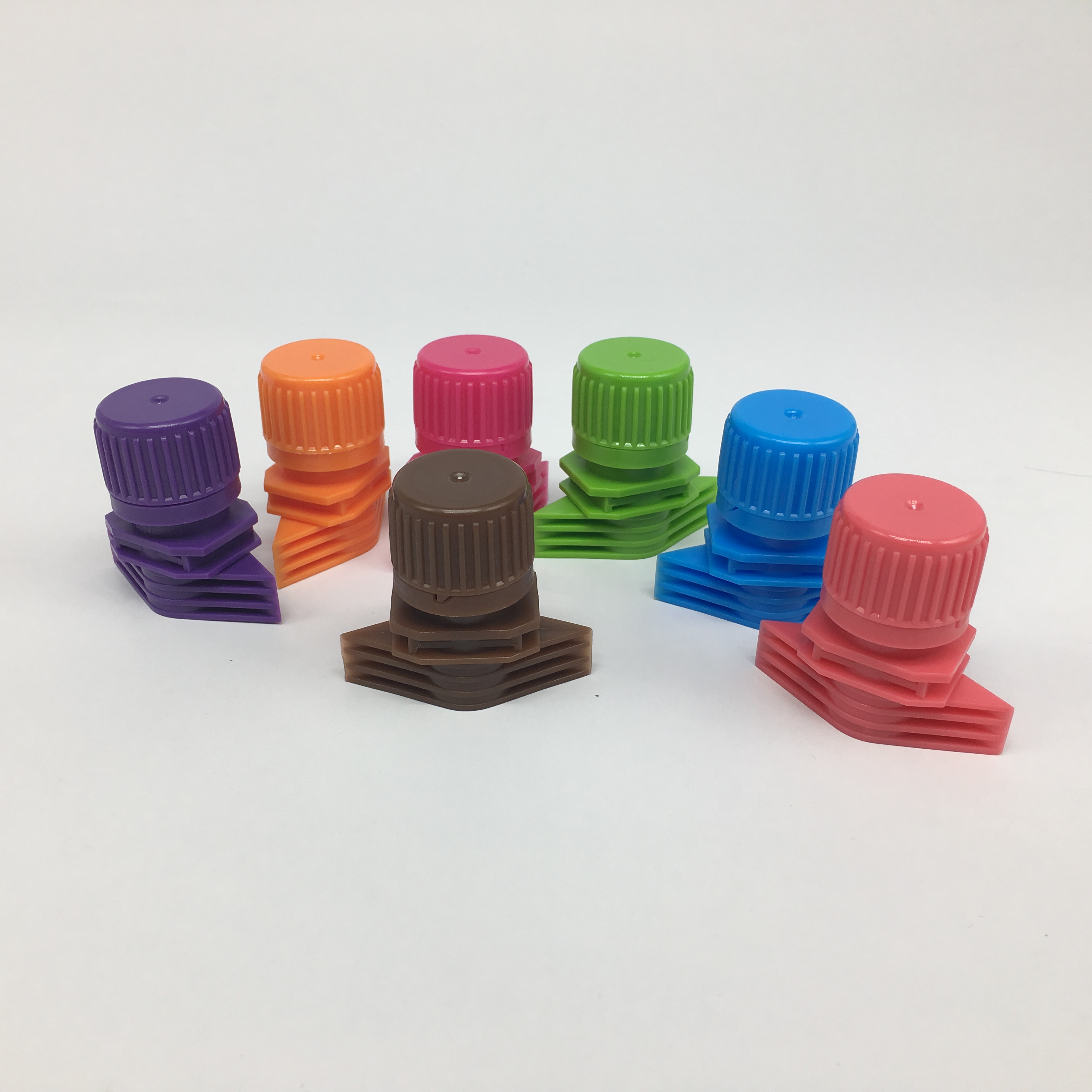 Custom strong sealing 16mm plastic pe detergent big size spout cap for big volume packaging pouch