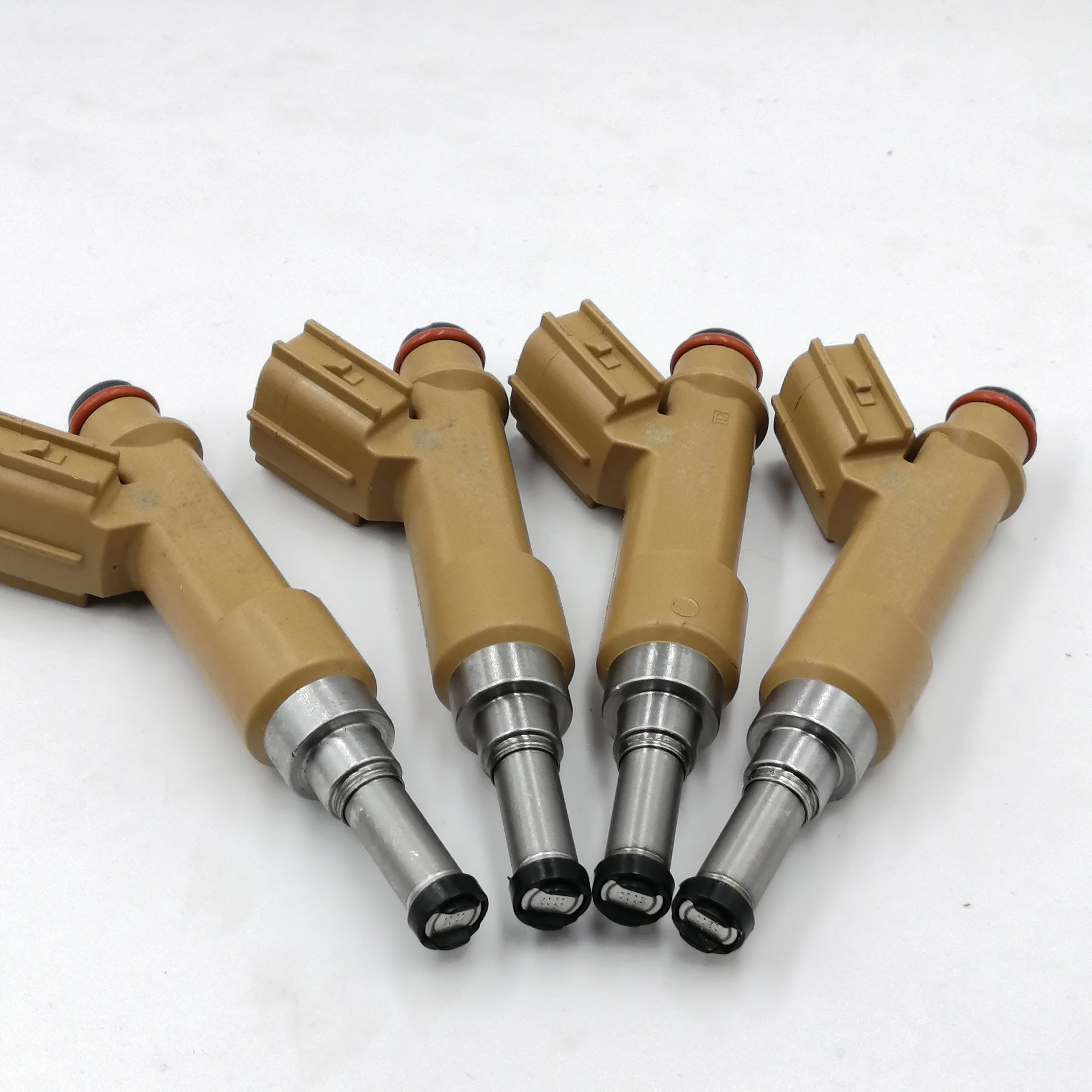 23250-0T020 23250-0T010 23209-0T020 23209-0T010 высокое качество Топливная форсунка для TOYO-TA Коро-качественные матрица 1.8L