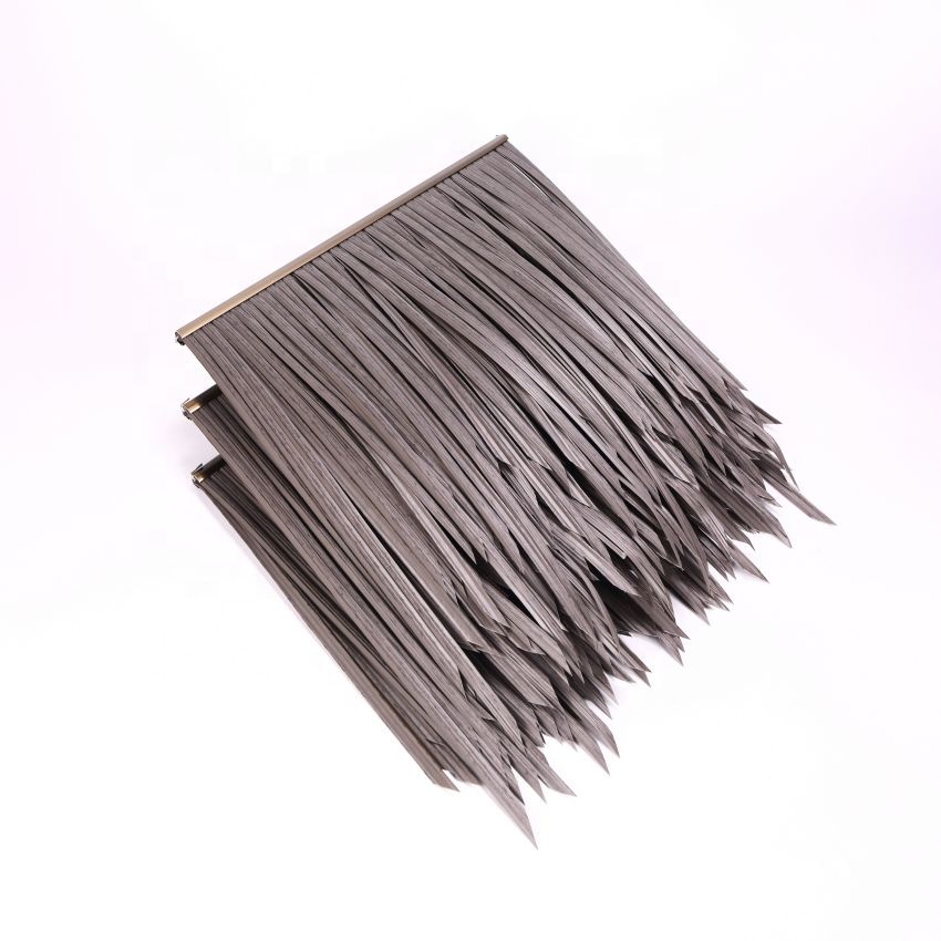 Factory Direct Sale Artificial Palm Leaf Water Reed Roofingfiber Makuti Synthetic Tiki Bar Roof Thatch