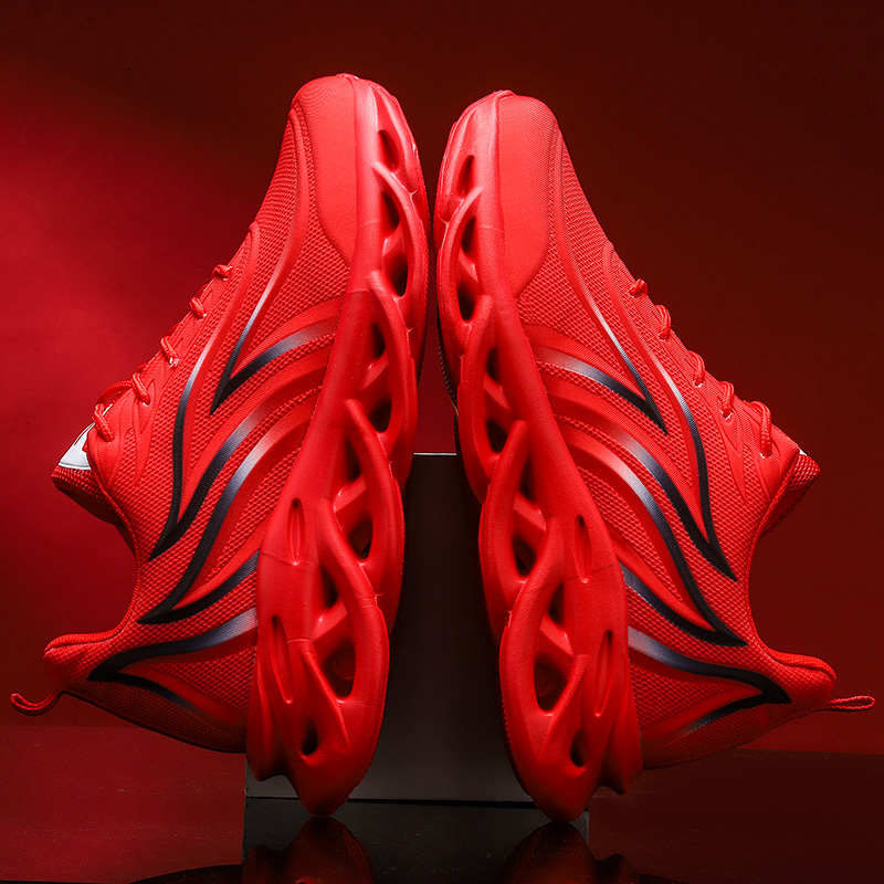 Customized Men's Flame Printed Sneakers Flying Weave Sports Shoes Comfortable Running Shoes Outdoor Men Athletic Shoes