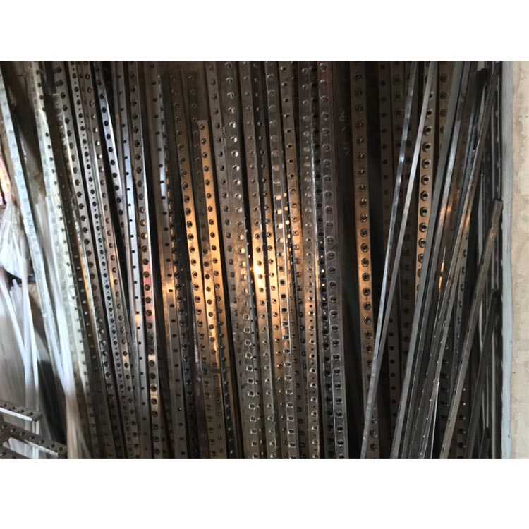 Durable using cut off blade machine for corrugated paper sheet cutting
