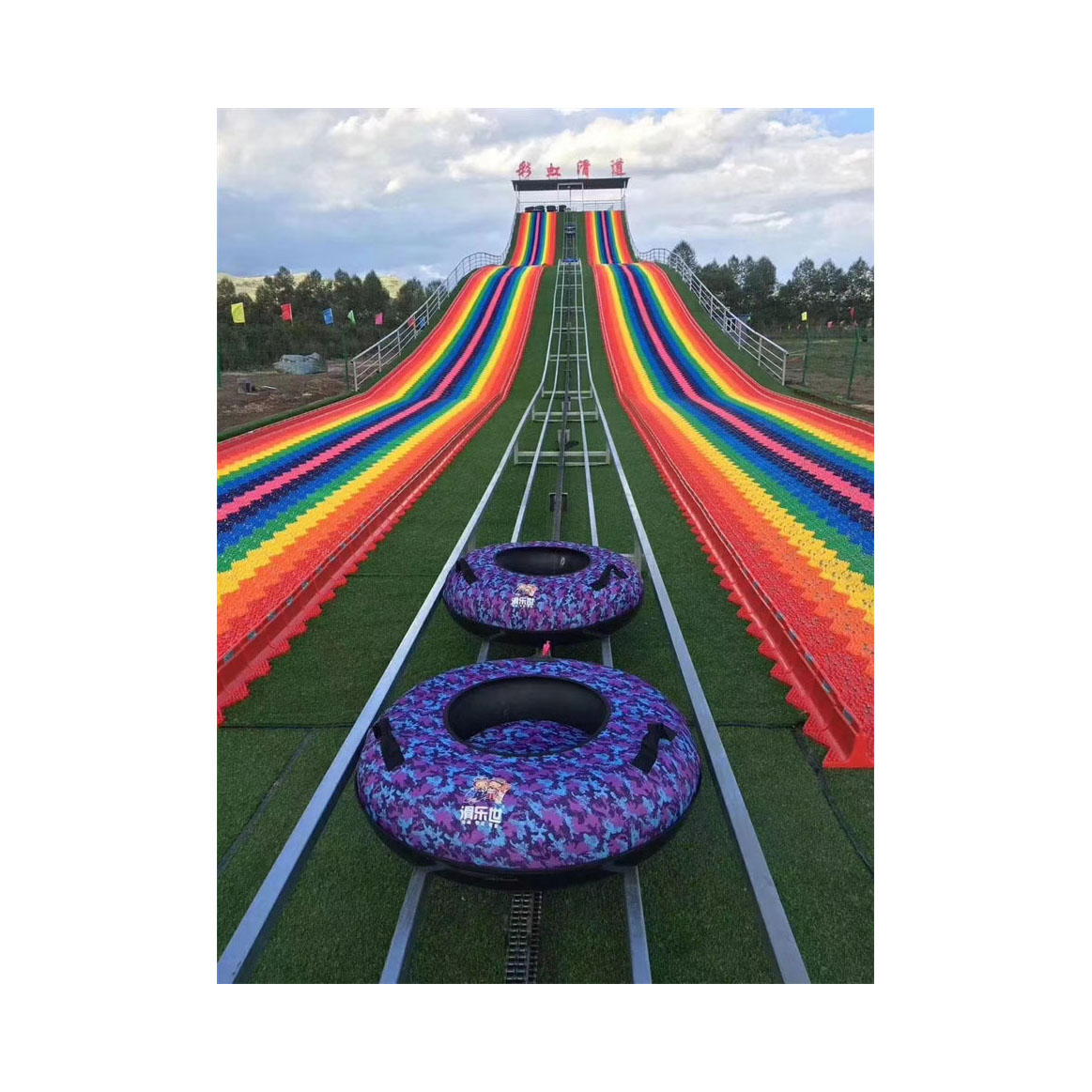Factory Supply Most Popular Attraction Equipment Rainbow Slide In China