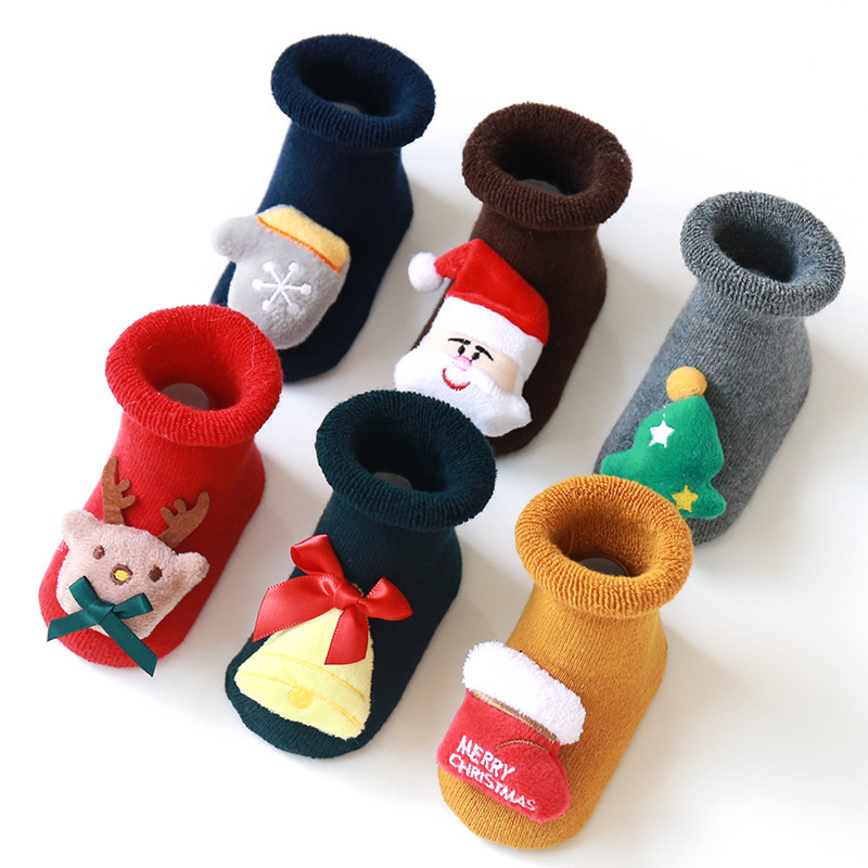 Low MOQ Ready To Ship Factory Baby Christmas Socks Winter Thicken Cotton Floor Cute Christmas Baby Socks With Toy