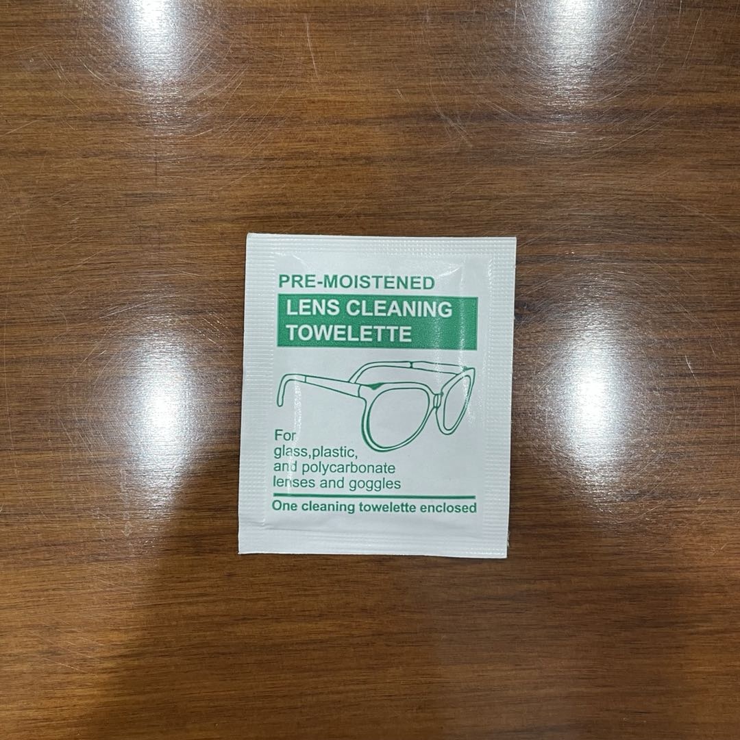 Factory OEM Low MOQ Lens Cleaning Wipes Anti-Bacteria Suitable For Spectacles Sunglasses And Camera Convenient Carry With 1 PCS