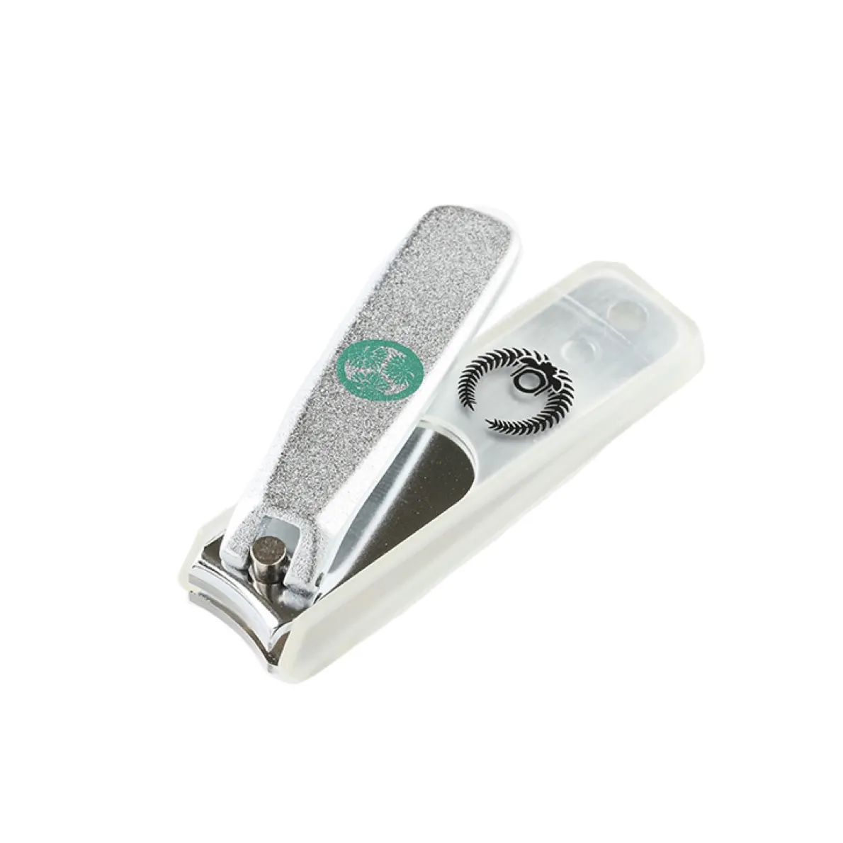 Carefully Processing Professional Stainless Nail Care Tools Clippers