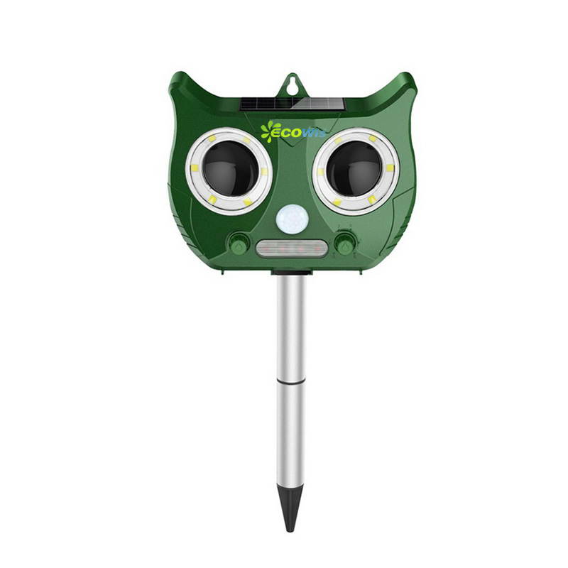 Solar Power Rechargeable Garden Pest Repeller Smart Sensor Ultrasonic Pest Control Equipment Scorpion Animal Repellent Product