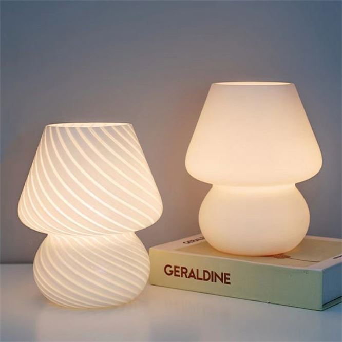 Post-Modern Luxury Hotel Bedroom Light Retro Cozy Simplicity Study Cordless Usb Table Lamps