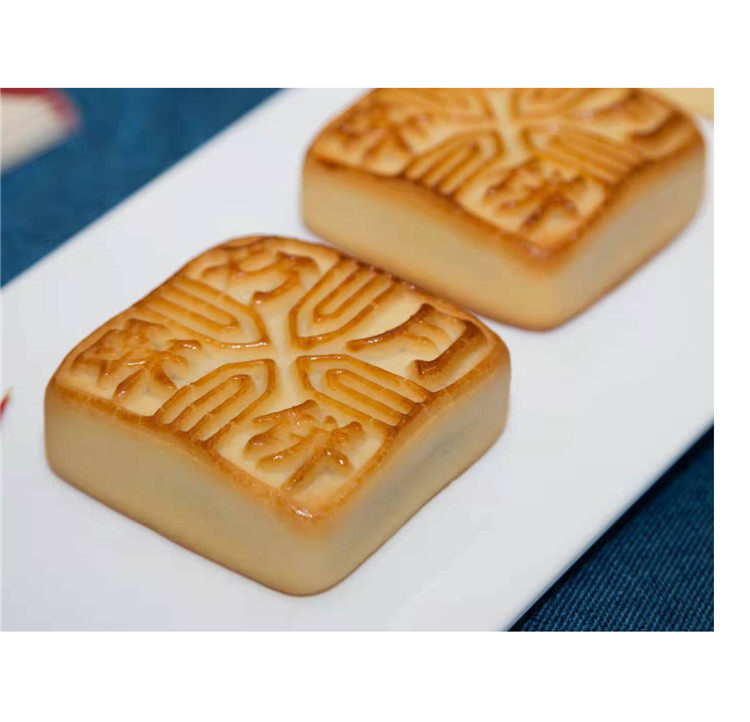 Hot Sale Mid-autumn Mooncake Customized Pastry Liuxin Taoshan Mooncake Employee Benefits