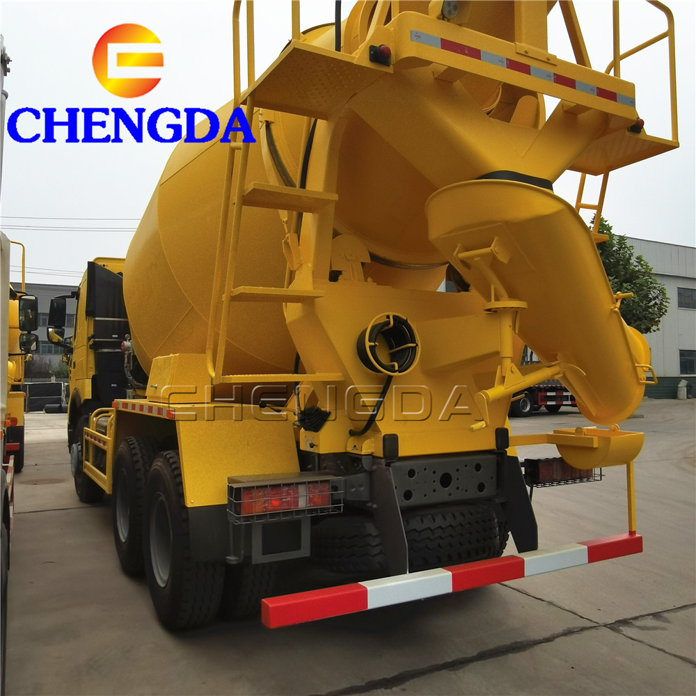Used Self Loading Cement Concrete Mixer Truck With Pump