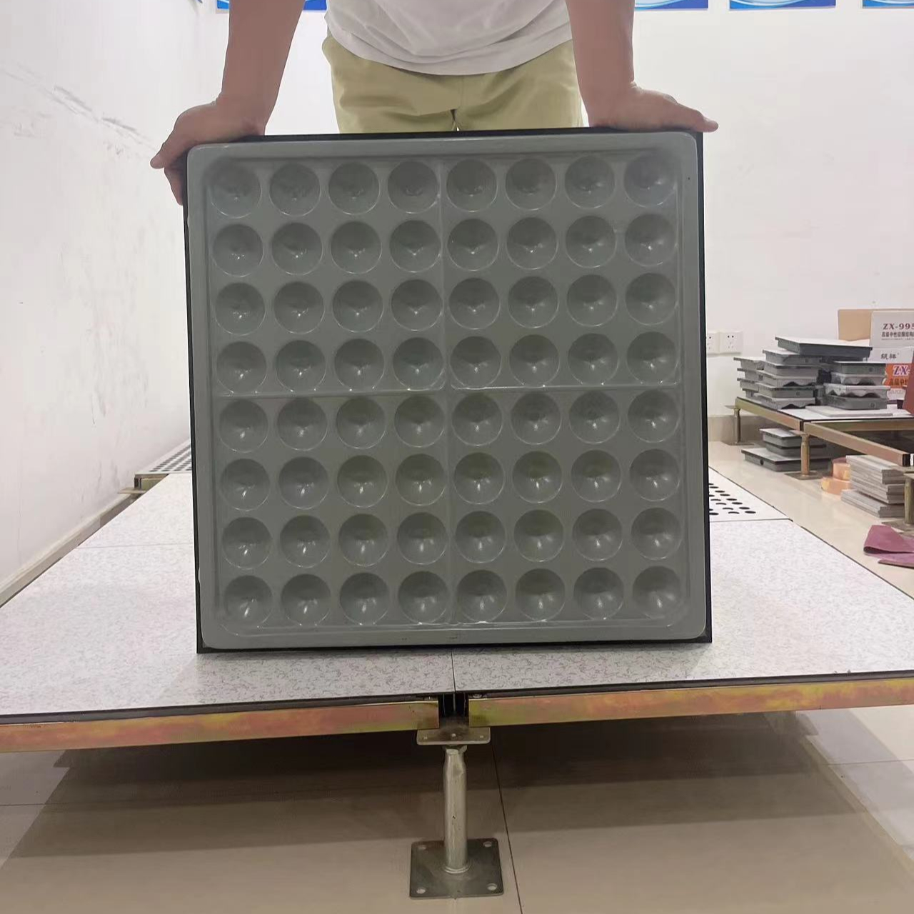 Лидер продаж, антистатические напольные покрытия 60x60 suelo tecnico elevado, система доступа к полу по низкой цене
