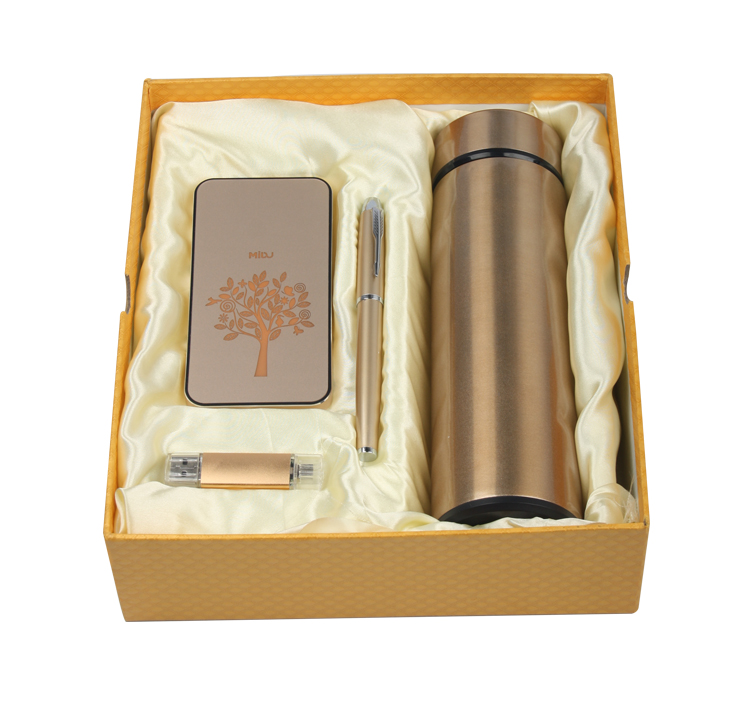 Новые рекламные путешествия Офис подарочный набор power bank 6000mAh подарок для мужчин наборы