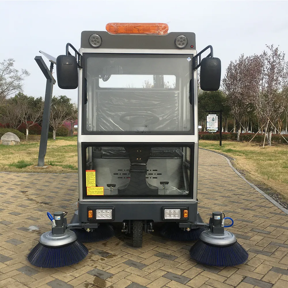 Fully Enclosed Garbage Truck Street Cleaning Machine with Fog Cannon Electric Dust Collector Road Sweeper