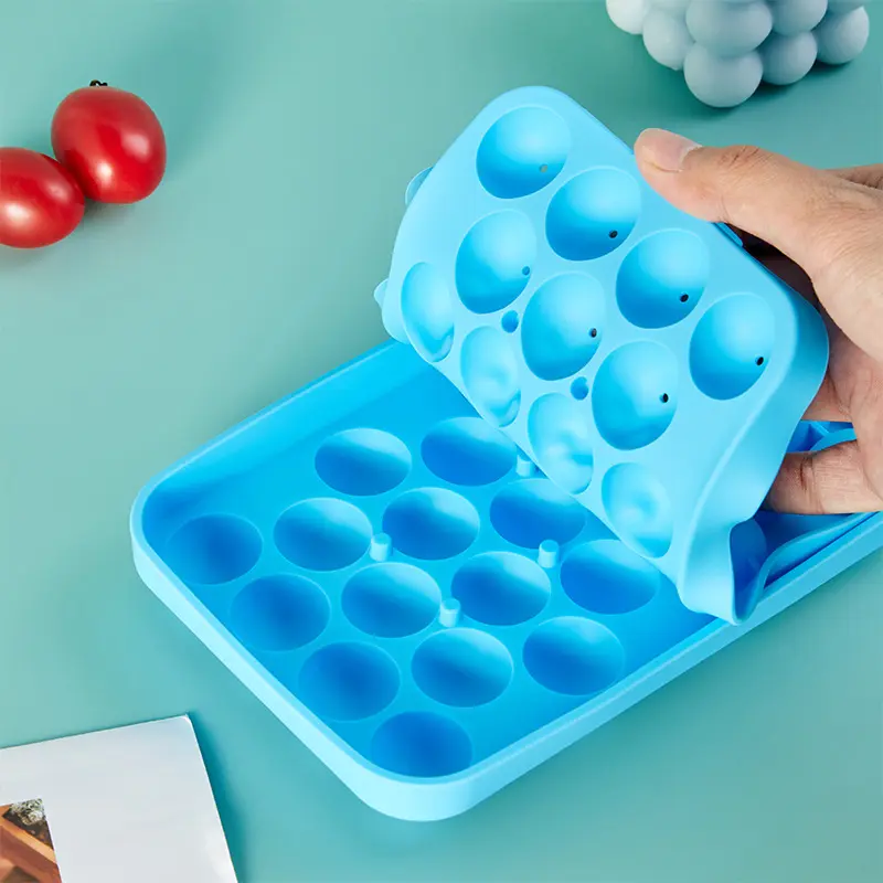 LFGB Approved 25-Cell Food Grade 100% Silicone Ice Cube Trays Ice Cube Molds with Lids