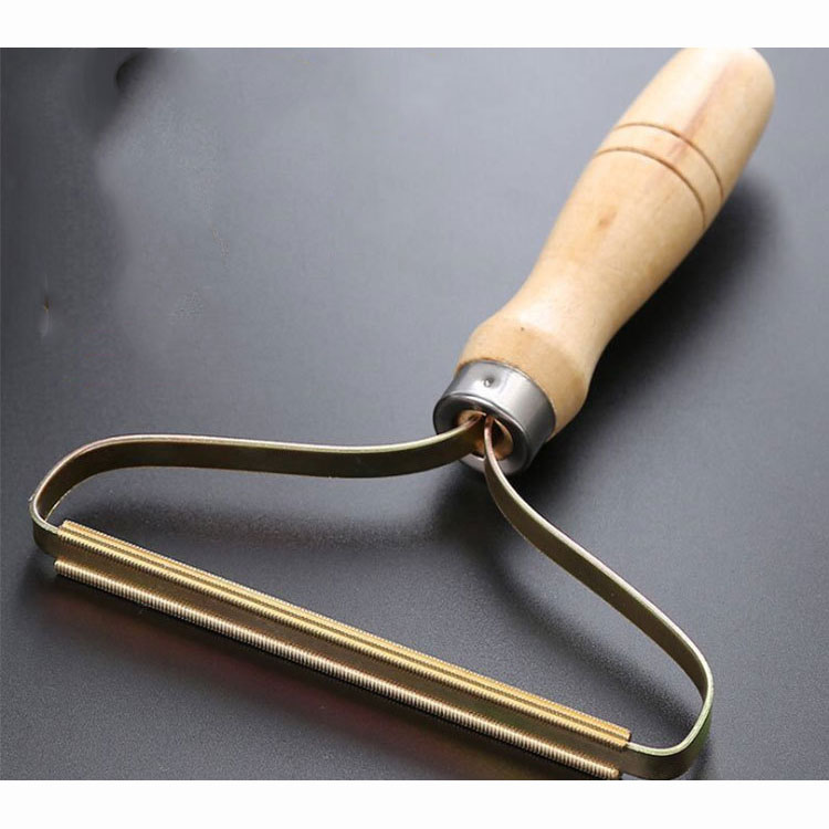 Wooden handle washable portable lint remover lint remover clothes